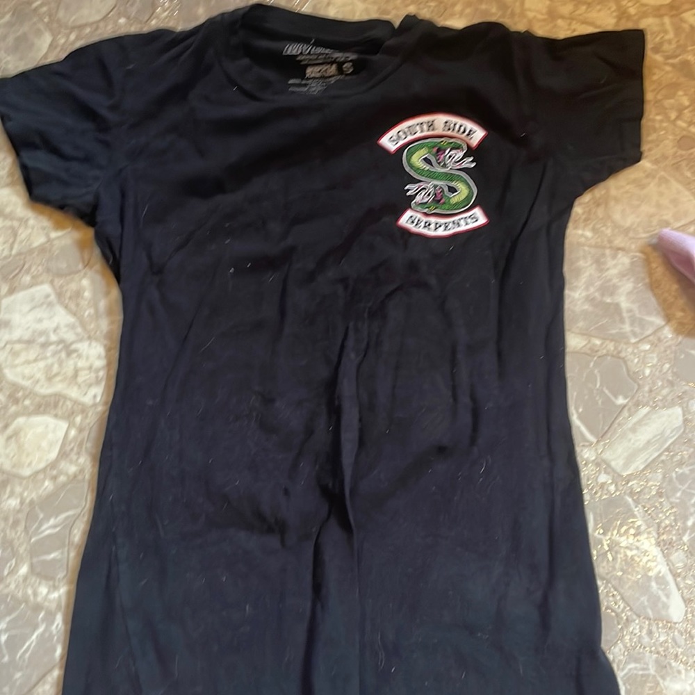 Riverdale south side serpents graphic tee, size small, black
